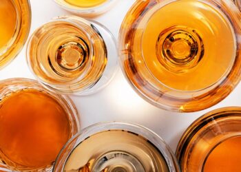 Vino orange: tradición y carácter